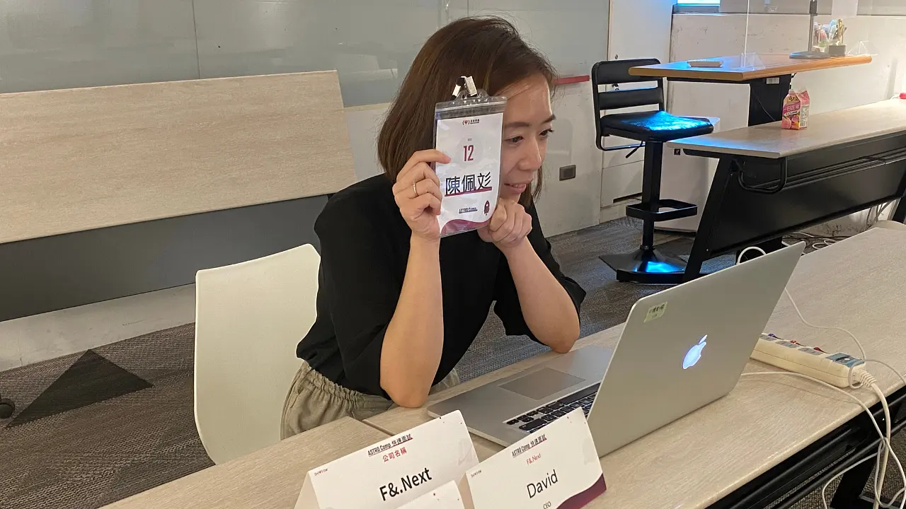 Refactor 我的人生：從行銷人到工程師的不凡之旅