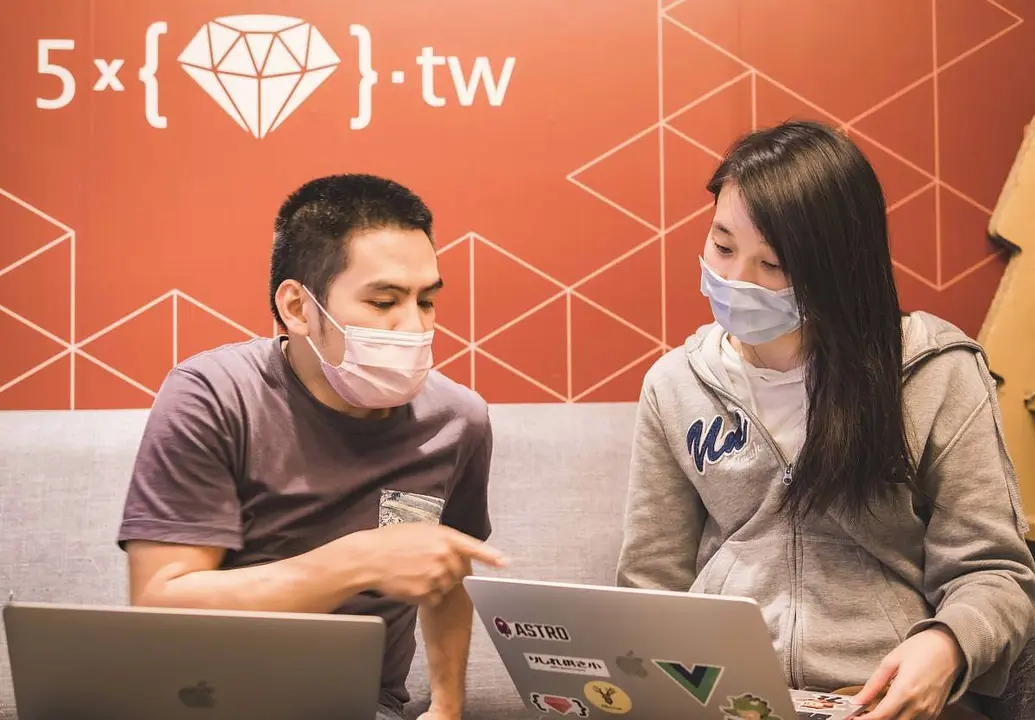 瘋了才會轉職！公司負責人轉職軟體工程師